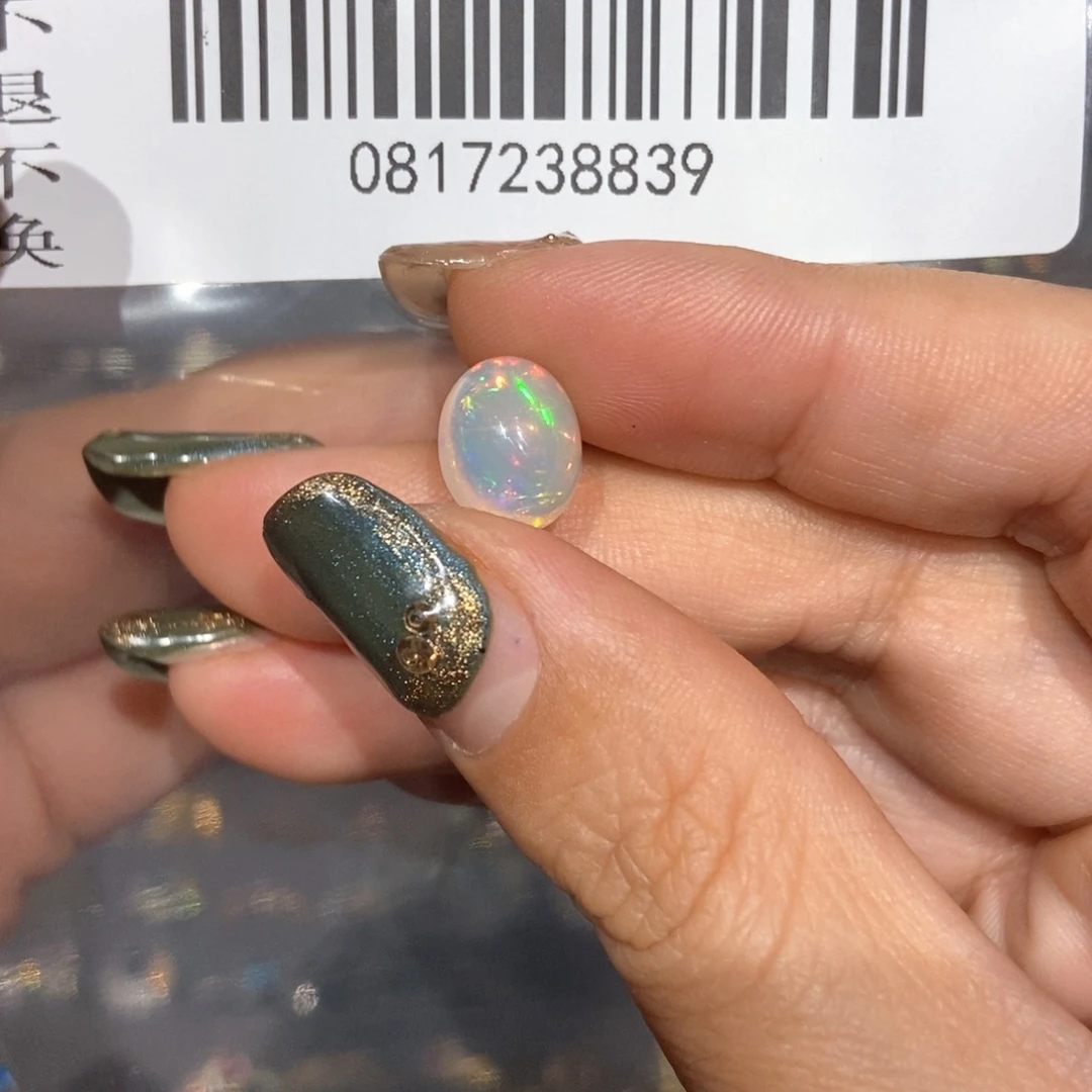 一***宜欧泊未镶嵌欧泊定制