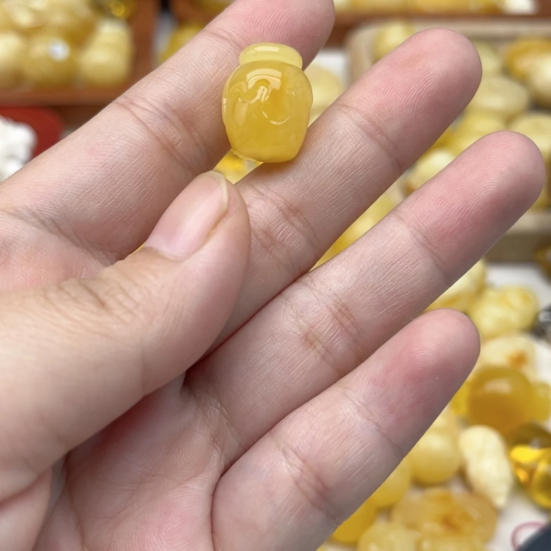 蜜蜡未镶嵌裸石天然