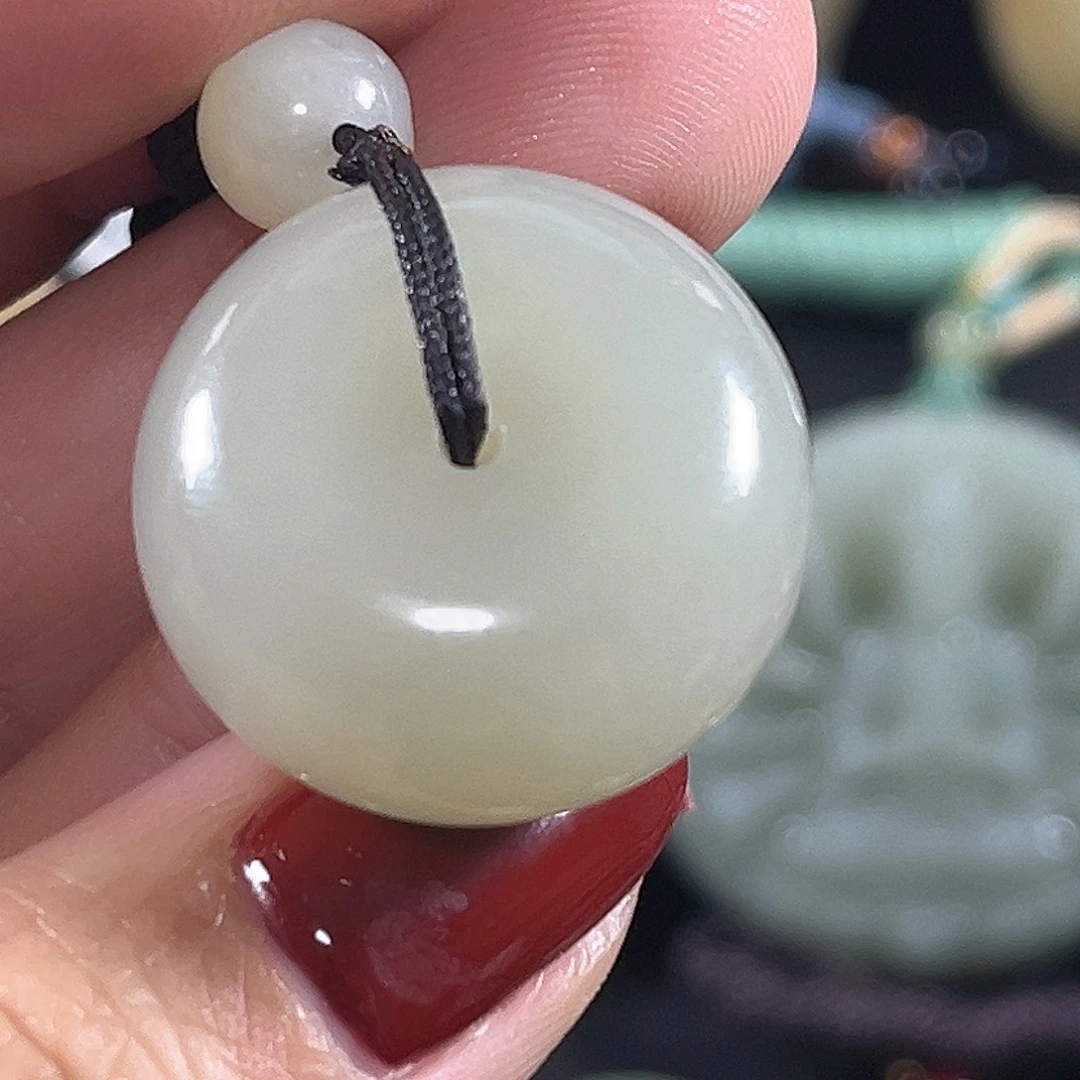 和田玉未镶嵌吊坠(不含链)