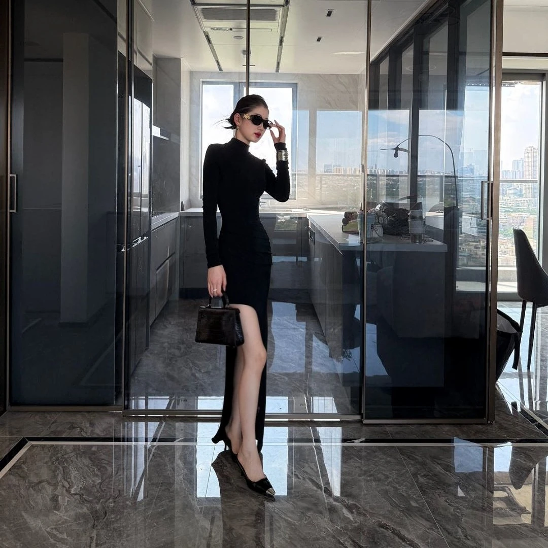 欧美高腰开叉长袖连衣裙女半高领修身包臀裙秋季减龄显瘦过膝长裙