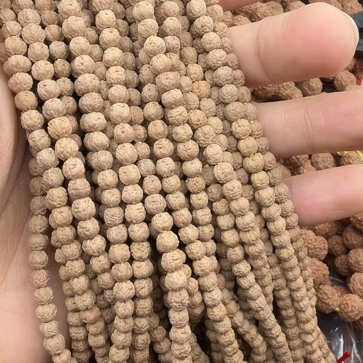 吊坠金刚菩提佛手4.5左右114颗小小的建议2条好