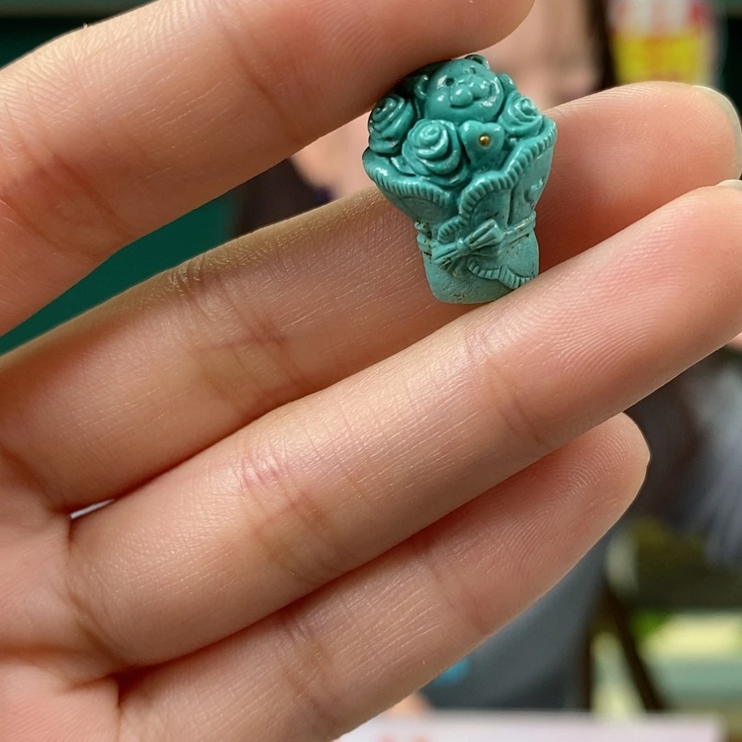 绿松石未镶嵌珠宝奇石