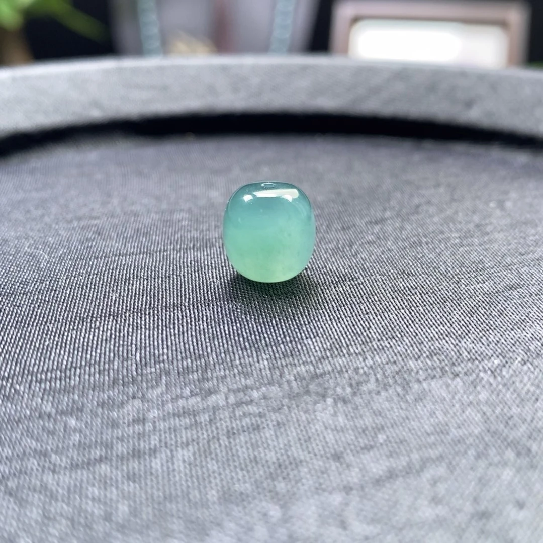 翡翠未镶嵌手链卡10左右老型珠