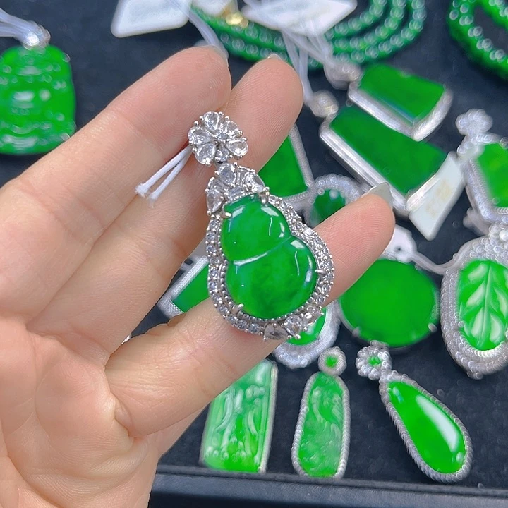翡翠吊坠(不含链)银S925镶嵌