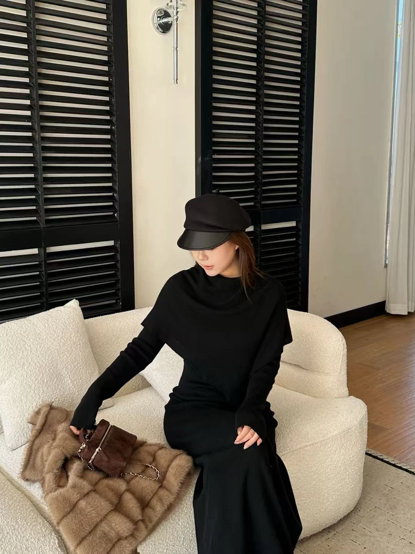 琪琪怪怪大码女装【麦瑟尔情诗】设计感针织斗篷连衣裙D18382QTQ