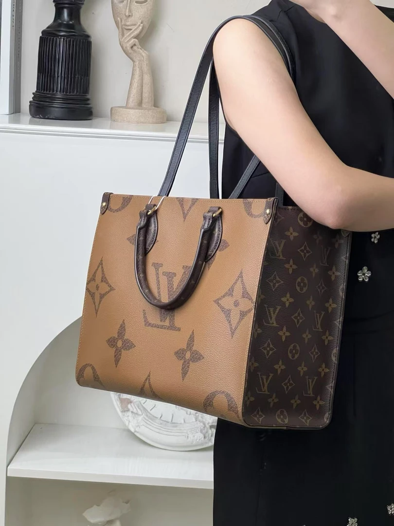 95新 LouisVuitton/路易威登 onthego中号包老花/甄选