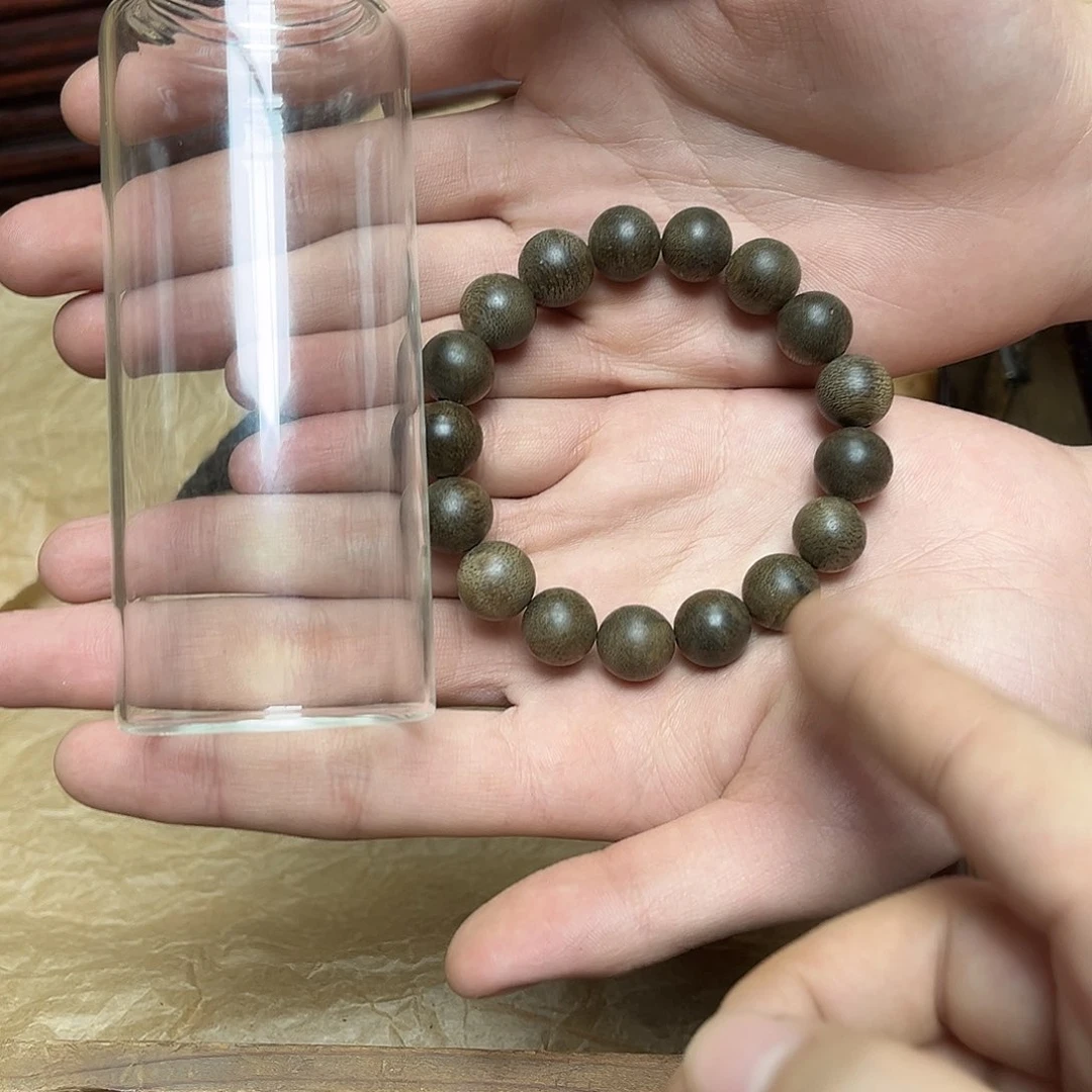 大叶紫檀（黑酸枝木类）