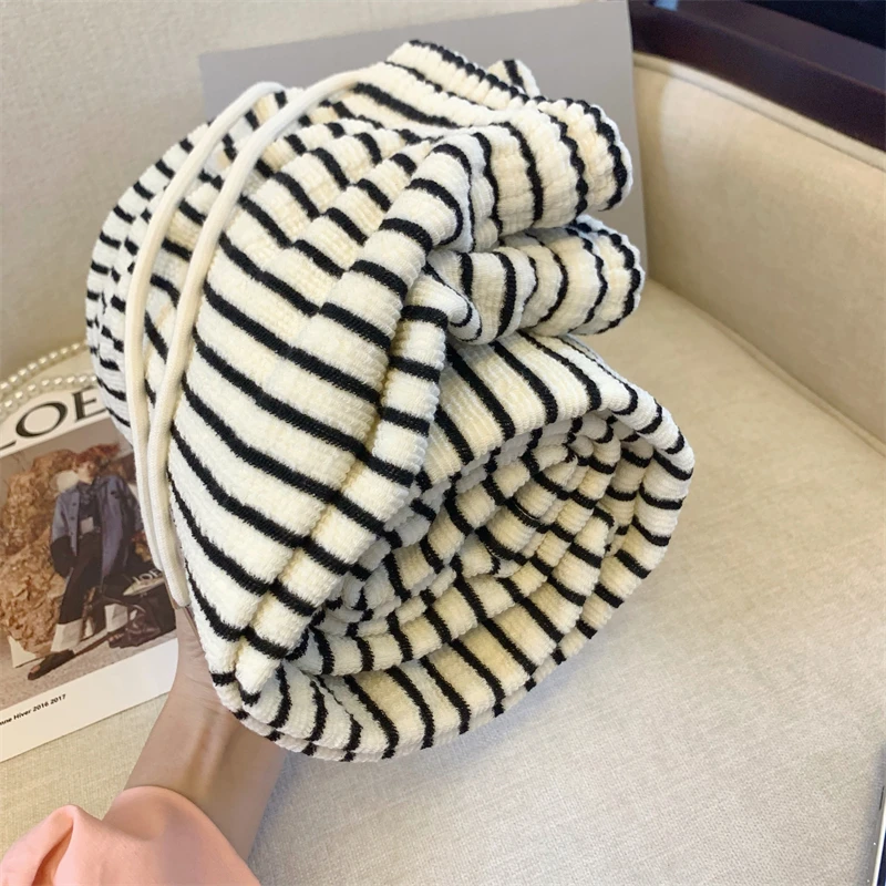 垂感条纹加绒加厚阔腿直筒卫裤女秋冬2025新款矮小个子显高休闲裤