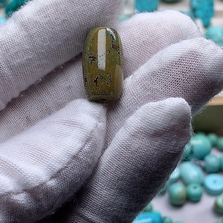 绿松石未镶嵌珠宝奇石直径11.1军绿桶珠4.2克