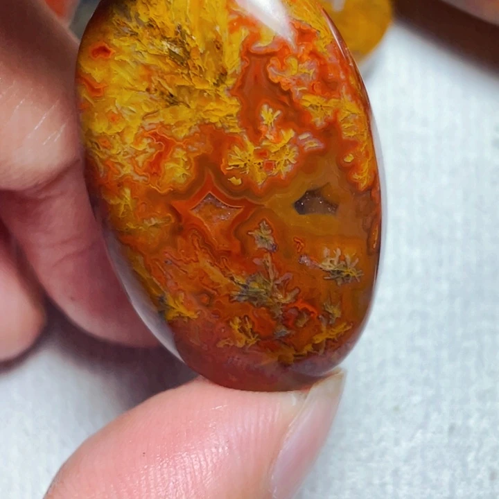 冒***鼎合金玛瑙玛瑙/玉髓