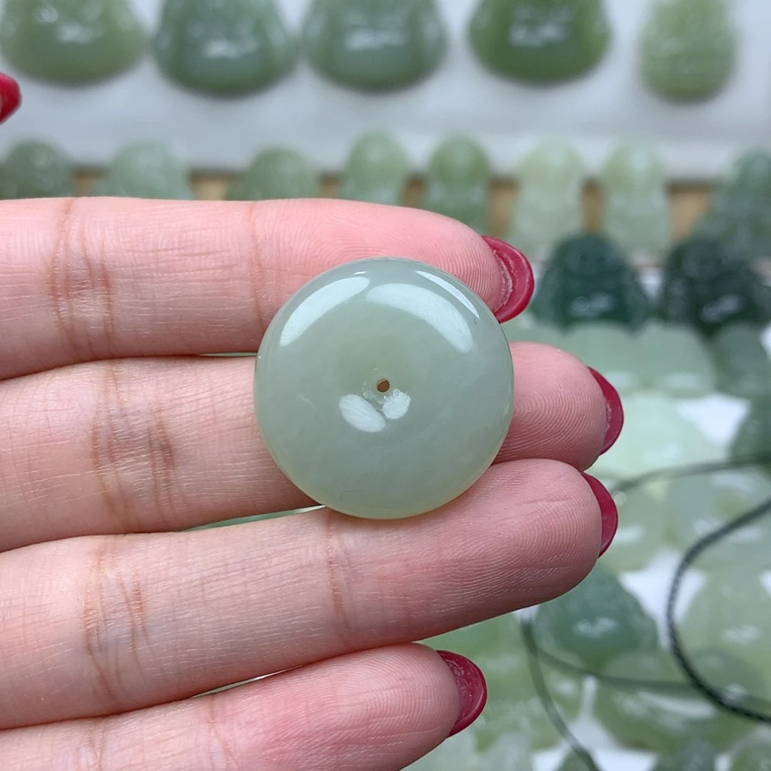 【闪购商品】颈饰未镶嵌和田玉