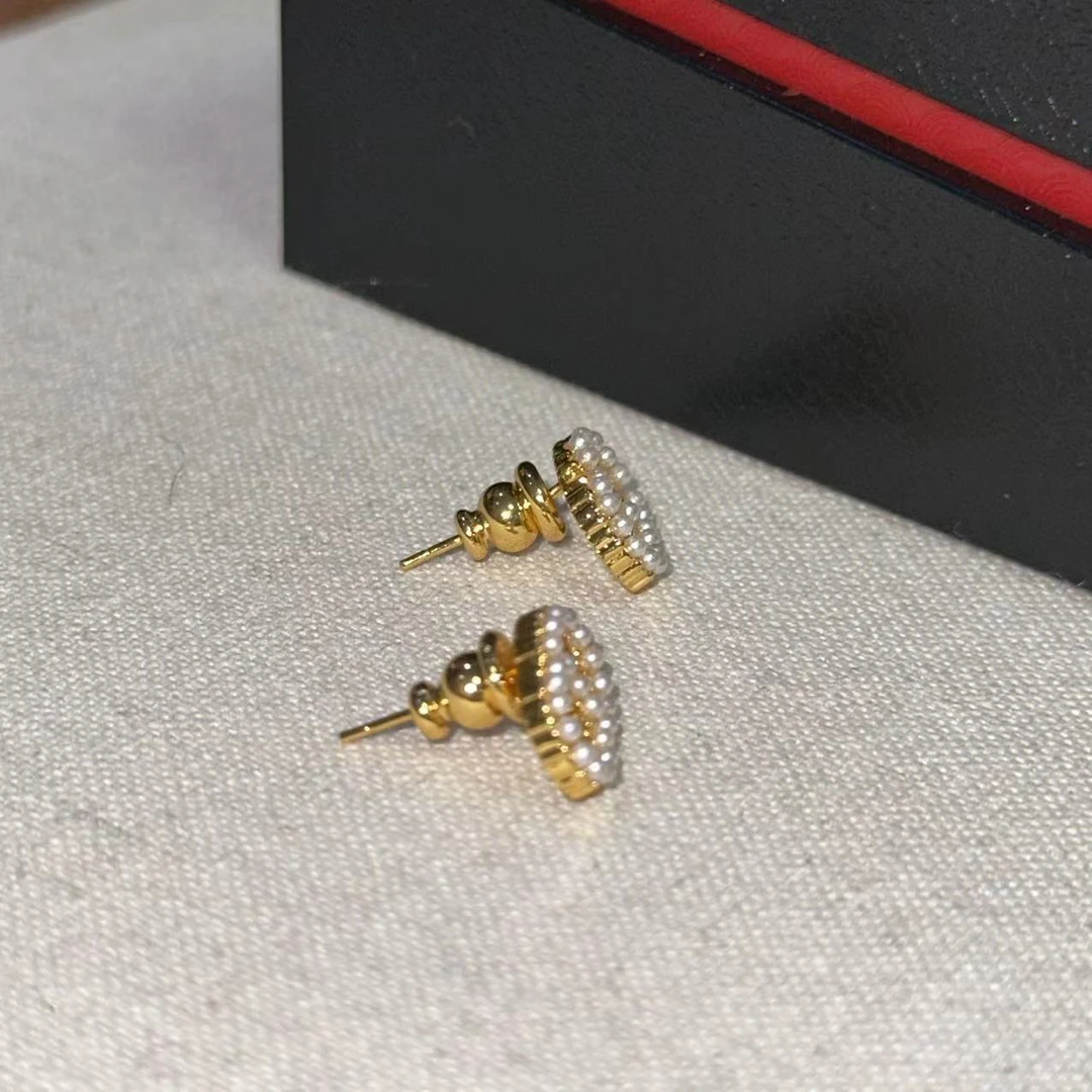 铜合金耳饰 简约D字母通勤耳饰-67089