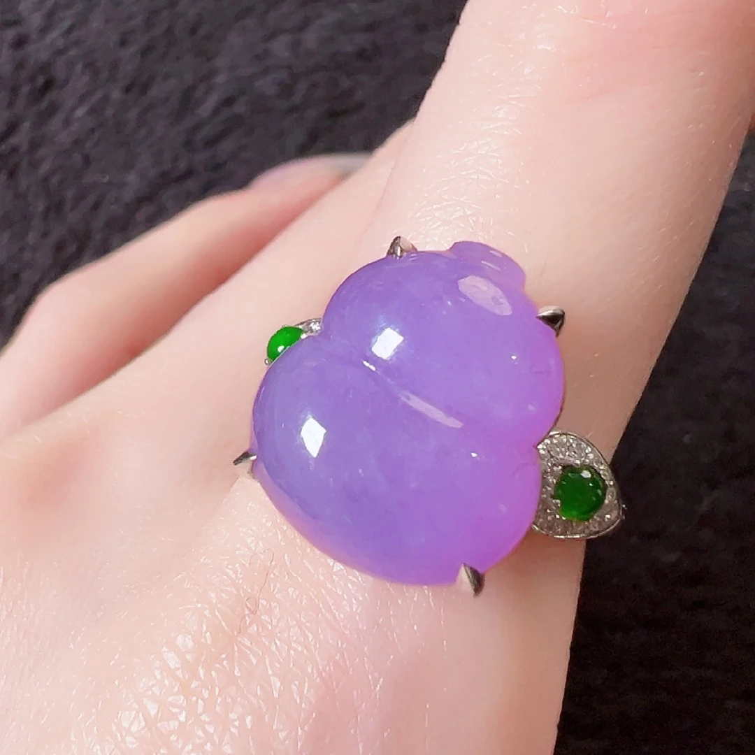 翡翠18K金镶嵌戒指签收后24小时鉴赏期，过时不退