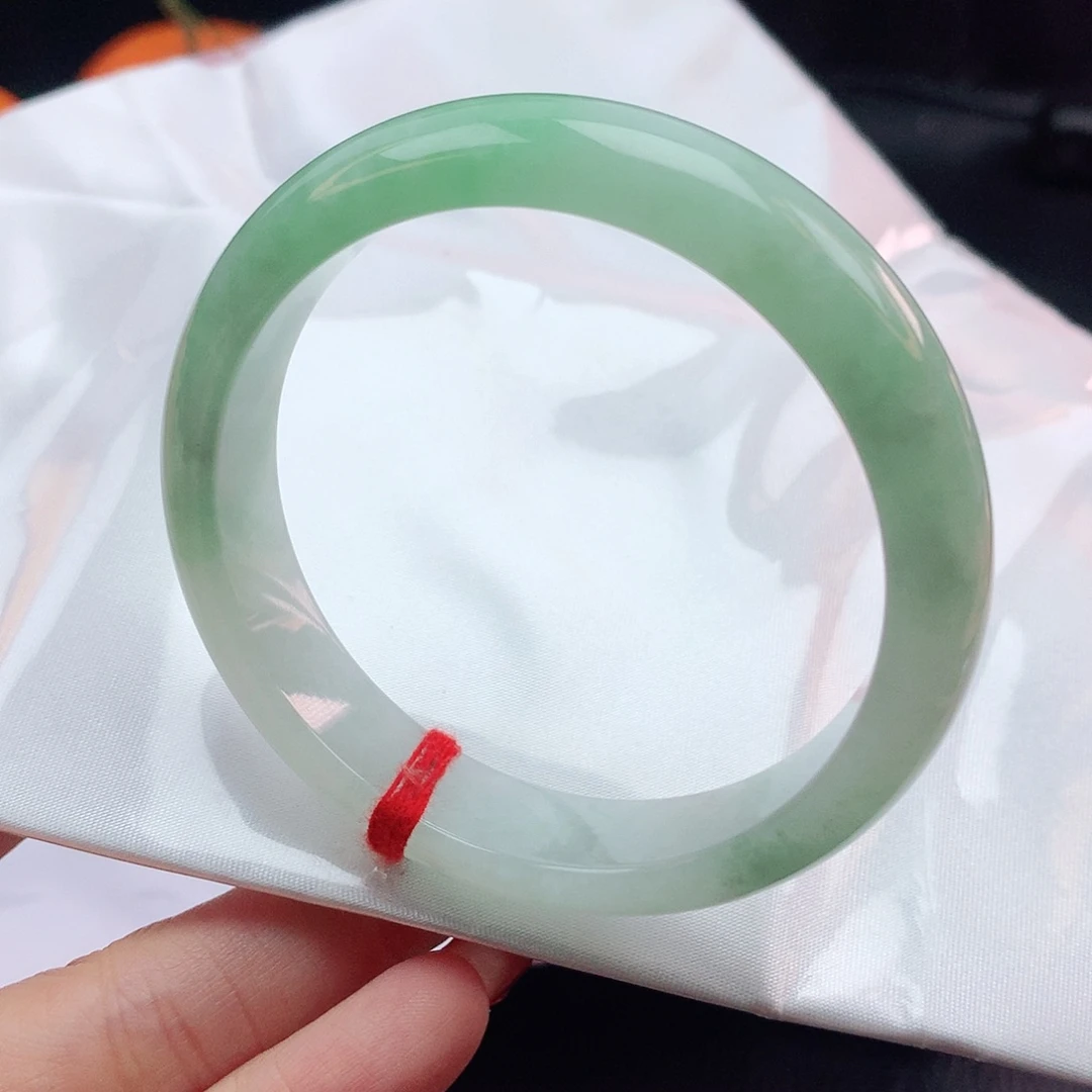 翡翠手镯未镶嵌54圈口882383