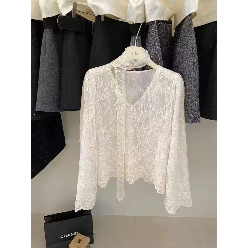 2025早春季新款女装法式复古风蕾丝拼接长袖衬衫女设计感小众上衣