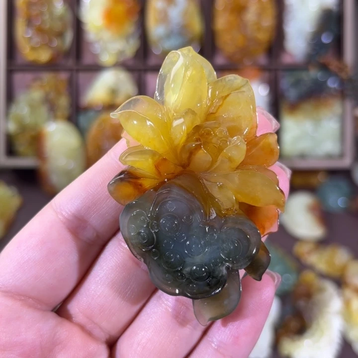 未镶嵌蛇纹石玉颈饰