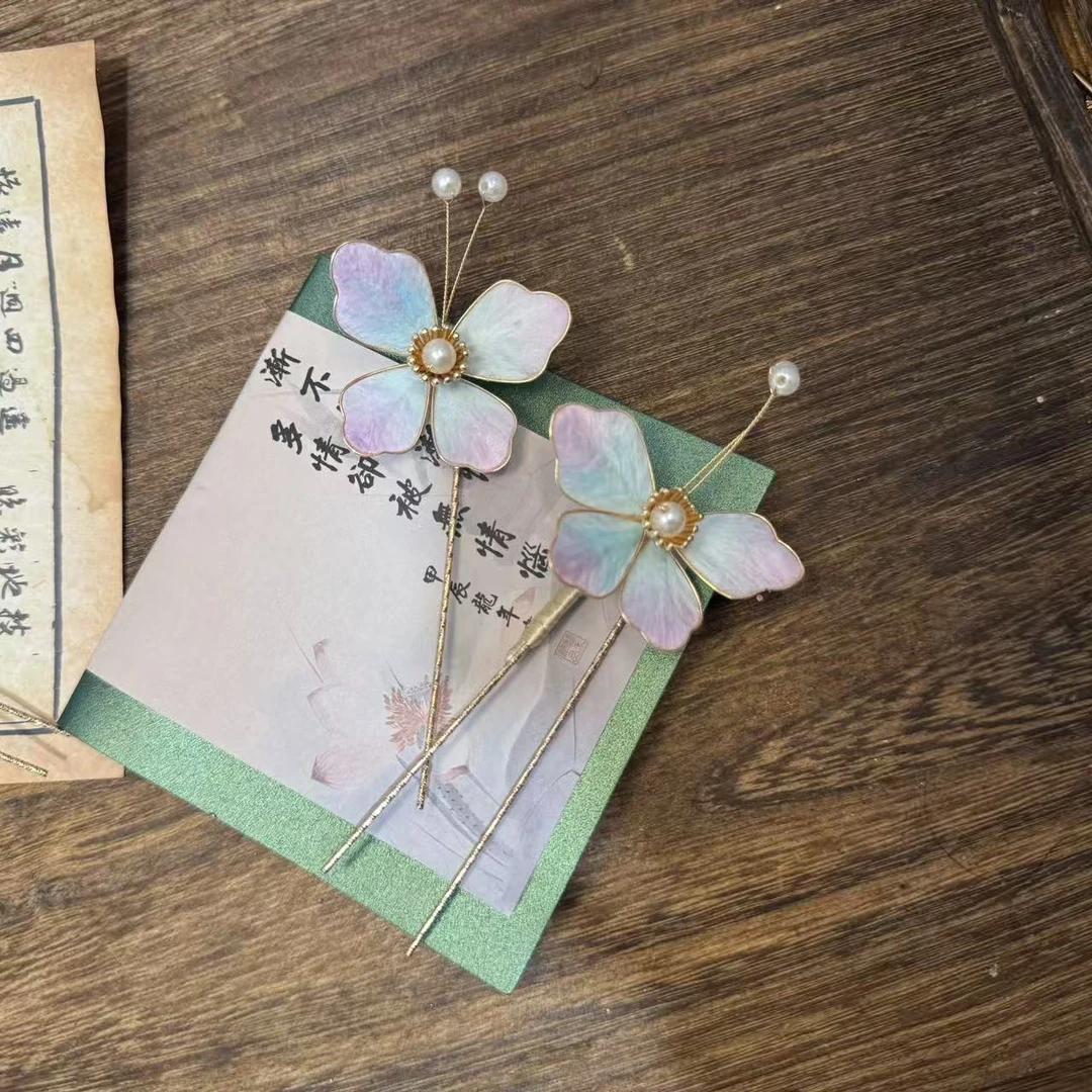 渐变蓝紫绒花小u两只。前尘梦古风汉服配饰