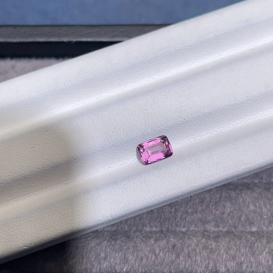 彩色蓝宝石裸石1.13ct无烧紫粉色grc