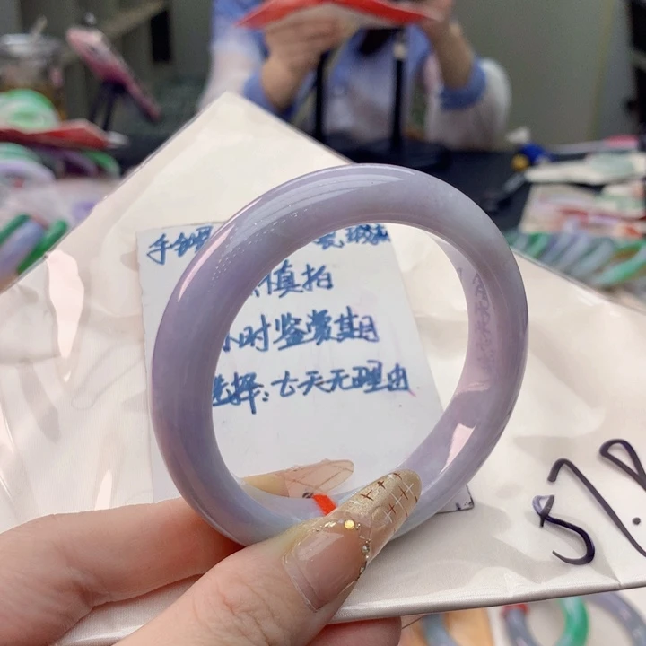 翡翠未镶嵌手镯翡翠手镯
