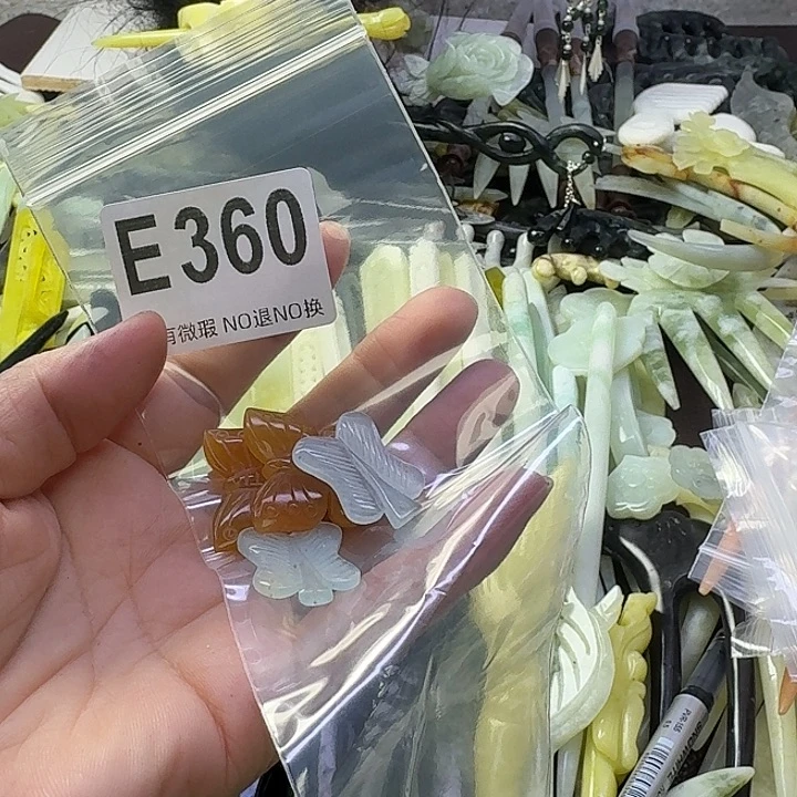 傻***晴蛇纹石玉合金发饰