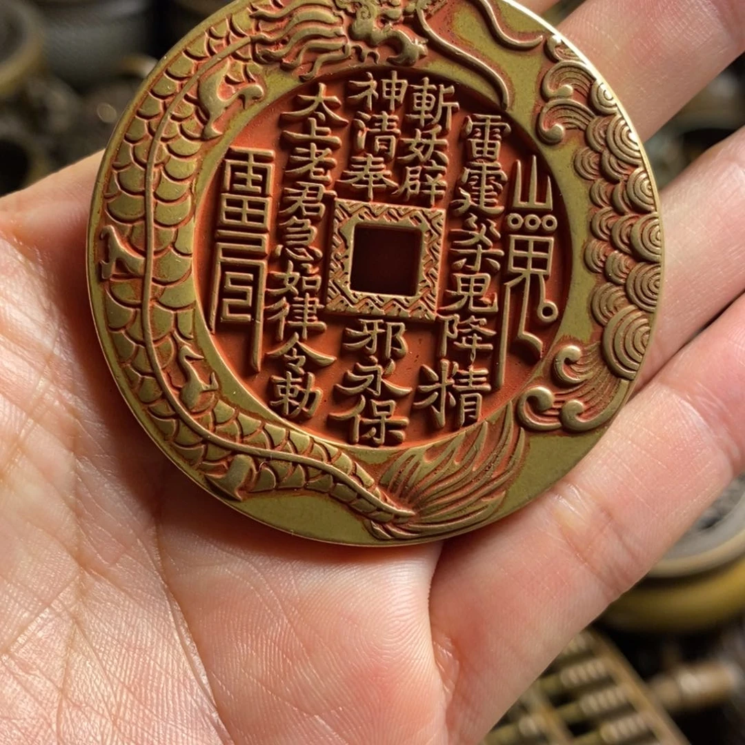 精美铜器做工精良