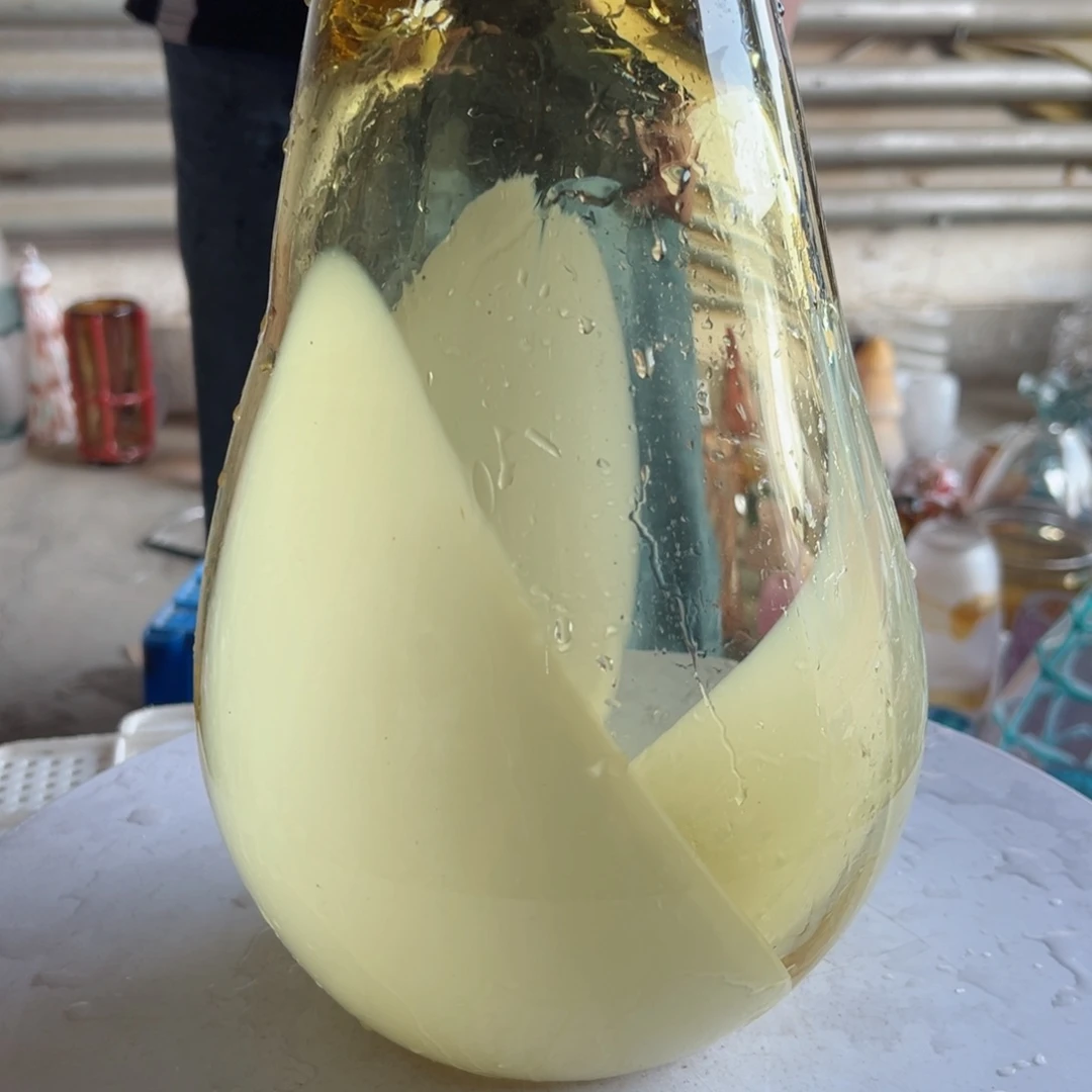 金色白点高度28琉璃花器摆件微瑕