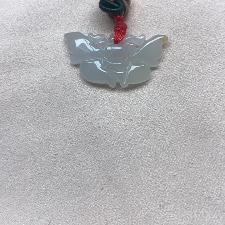 翡翠未镶嵌颈饰2号