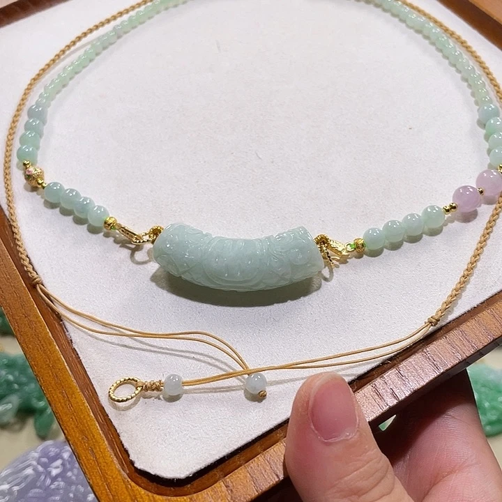 翡翠未镶嵌颈饰翡翠吊坠