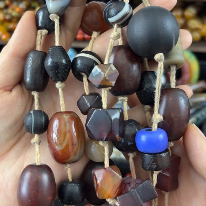 老***人玛瑙/玉髓颈饰未镶嵌