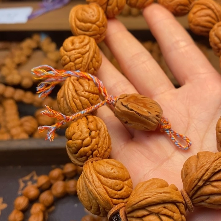 济****车陕西龙纹桃核霸王龙手持