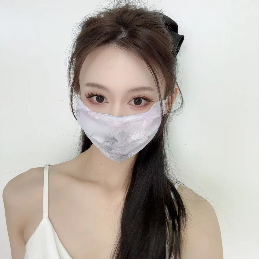 H24蓝色水墨画口罩