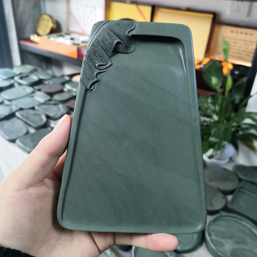 甘肃洮砚水泉老坑随型蕉叶砚尺寸14.6*10.3*1.8