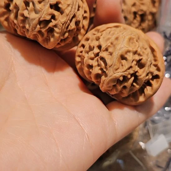 雄***鹰吊坠文玩核桃42宫灯