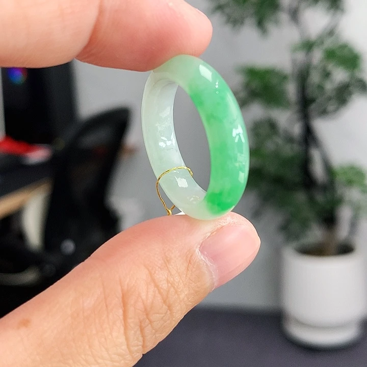 翡翠未镶嵌戒指20号