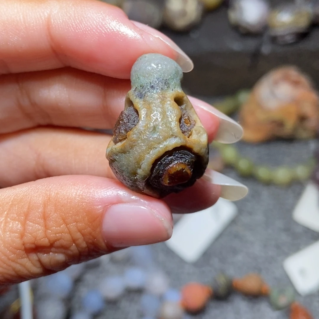 未镶嵌玛瑙/玉髓珠宝半成品
