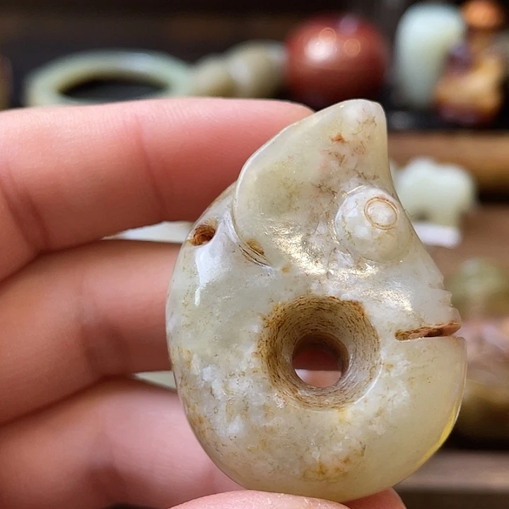 和田玉（糖玉）未镶嵌颈饰