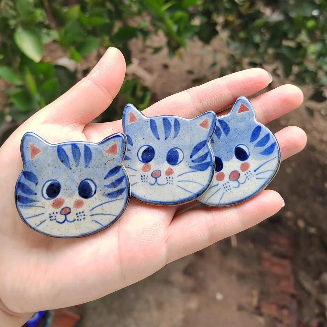 【若玉古美】猫猫手绘冰箱贴三只高温釉下青花瓷