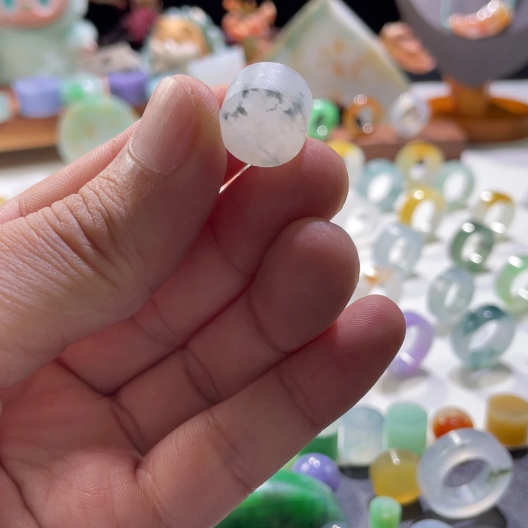 未镶嵌定制翡翠翡翠
