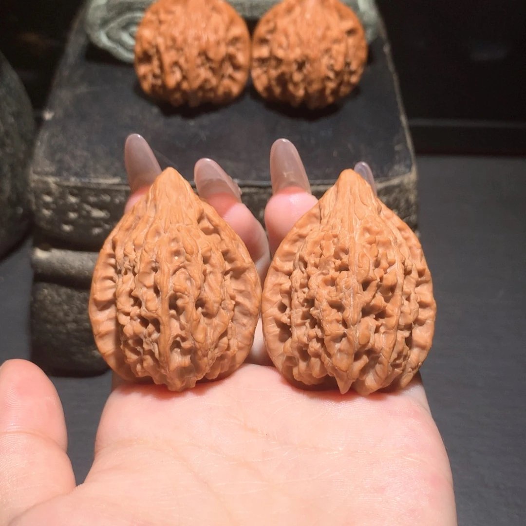 文玩核桃吊坠昌平一代十三鸡062109