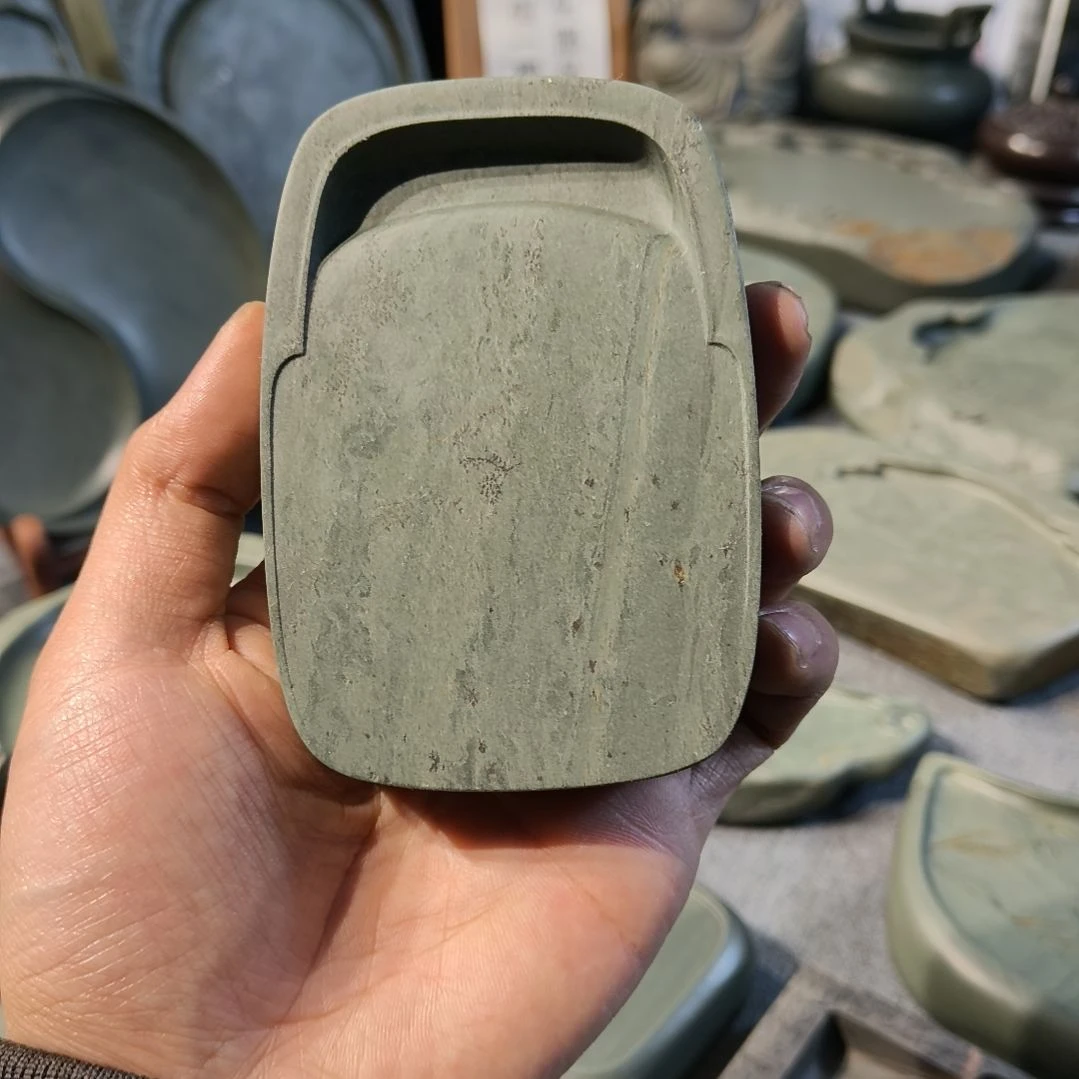 E***n甘肃洮砚，水泉小圆门字砚