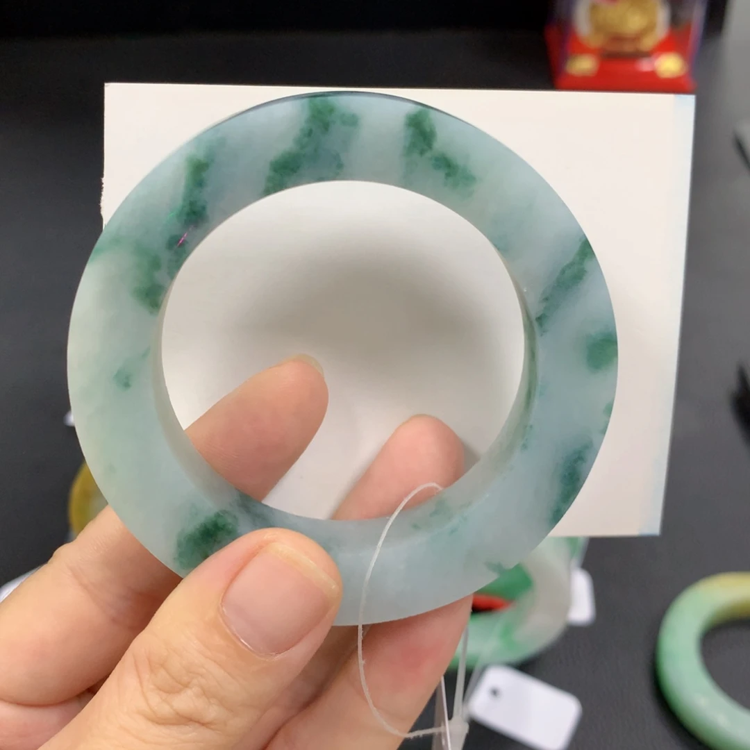 定制翡翠翡翠未镶嵌50–57圈