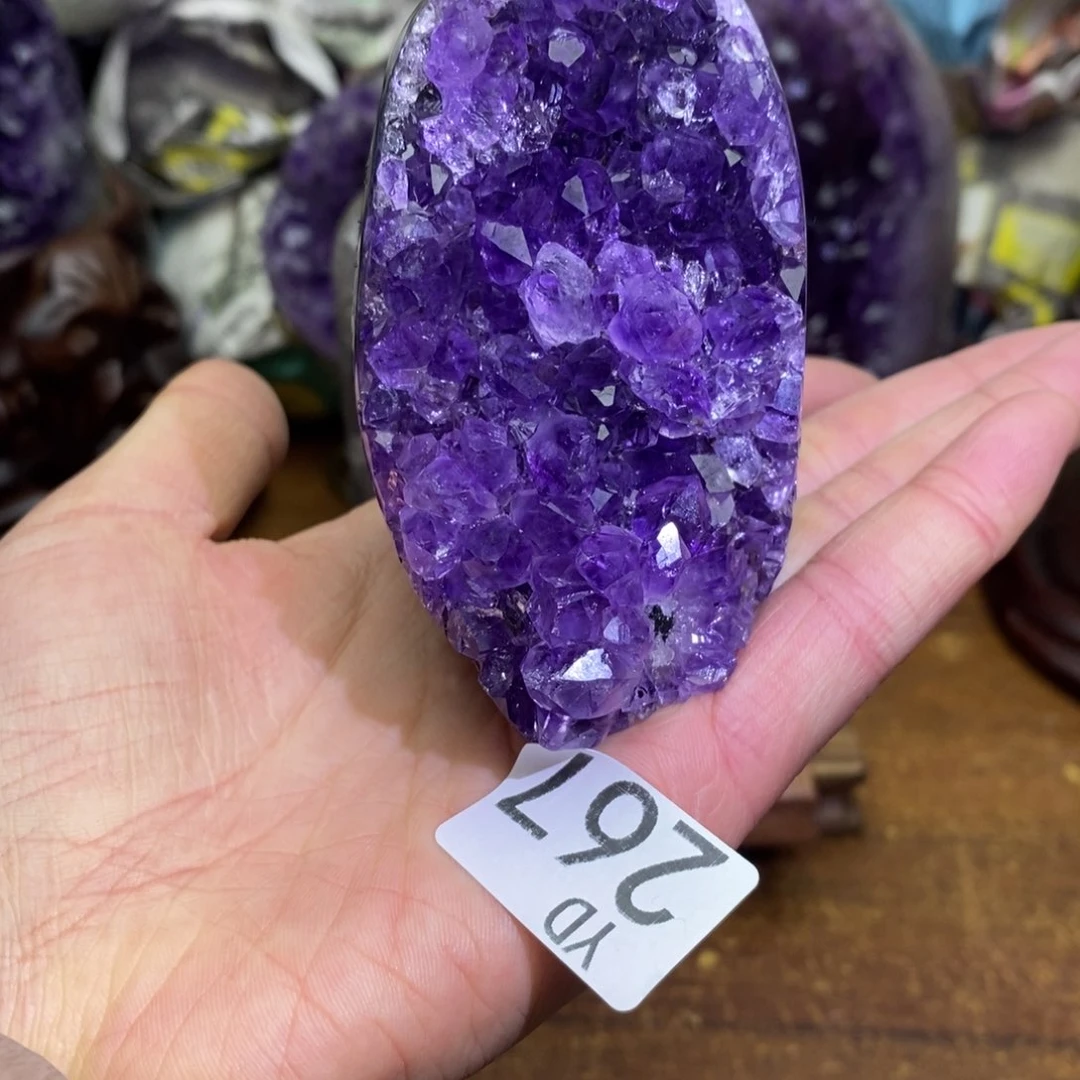 水晶大型摆件（非配饰）未镶嵌