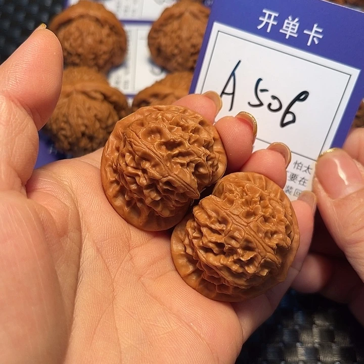 把件桃核40宫灯A506