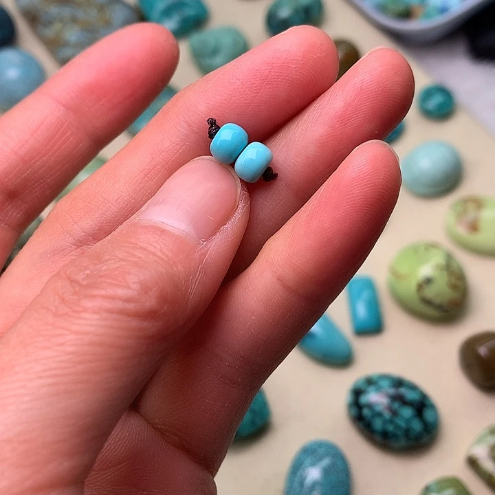 绿松石未镶嵌珠宝奇石