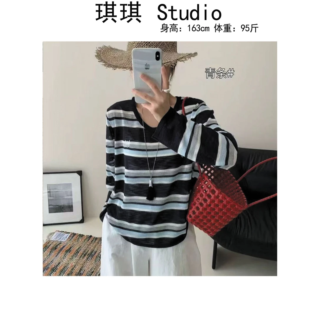 《琪琪家》夏季新款重工设计感刺绣猫咪头减龄拼色条纹上衣-CS