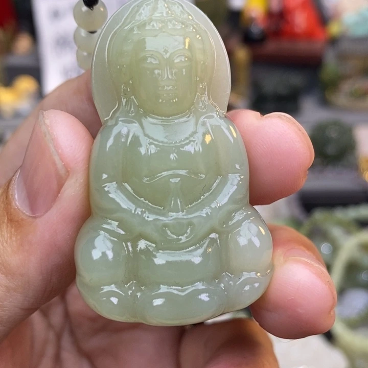 奇***浦和田玉未镶嵌颈饰