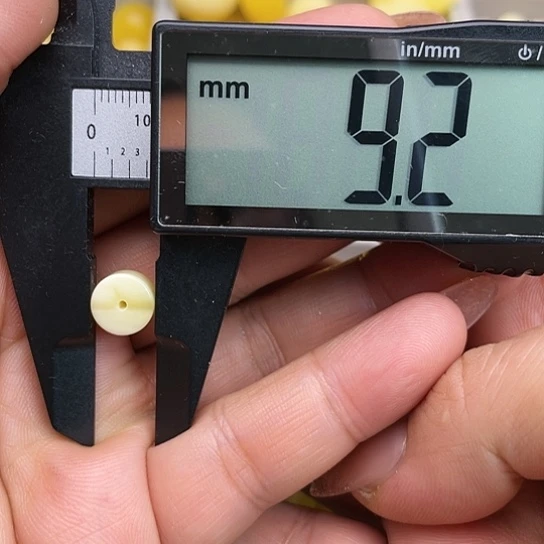 【闪购商品】琥珀裸石未镶嵌徒****。9+mm天然琥珀蜜蜡