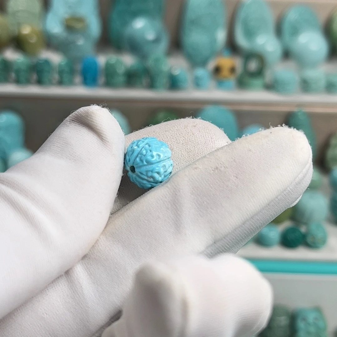 迟***子绿松石未镶嵌珠宝奇石