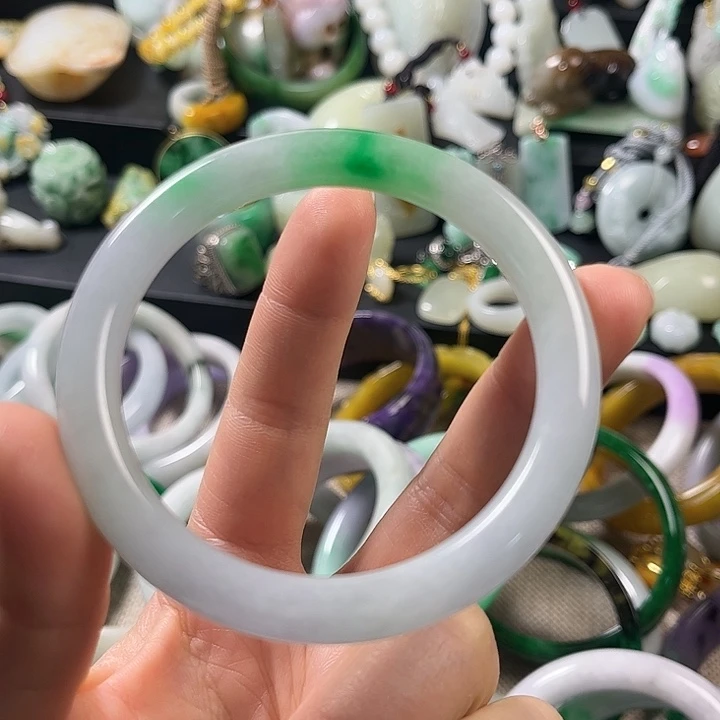 ໑***甘翡翠未镶嵌颈饰翡翠未镶嵌硕饰