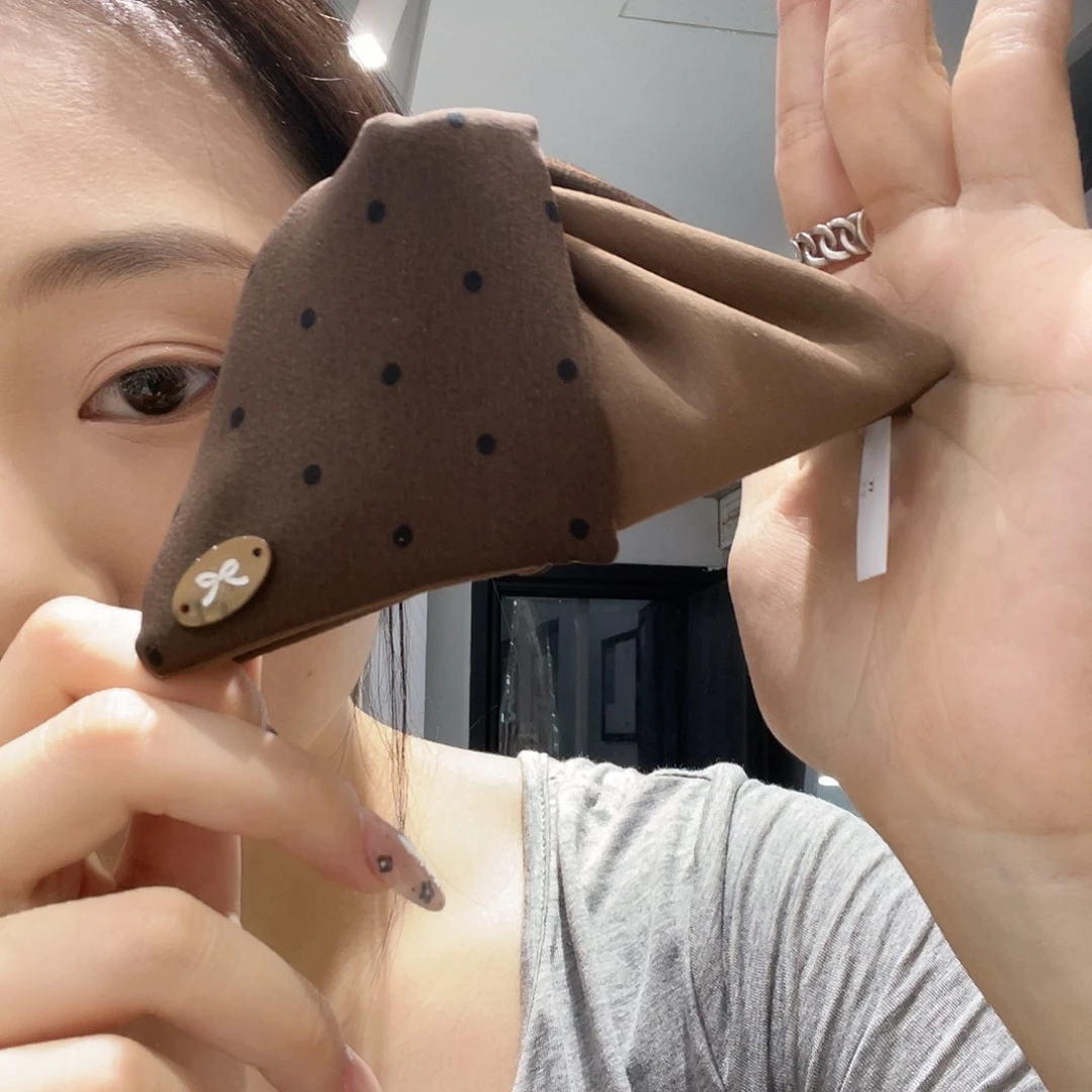 非金属皮质咖格点点三角抓